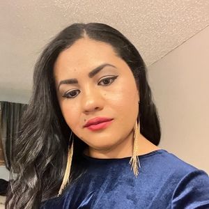 Meet your Posher, Alma